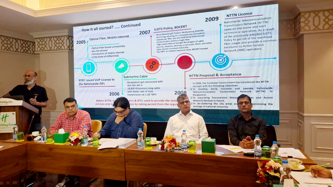 স্মার্টফোনের দাম হবে আড়াই থেকে তিন হাজার টাকায়: প্রধানমন্ত্রীর আইসিটি উপদেষ্টা