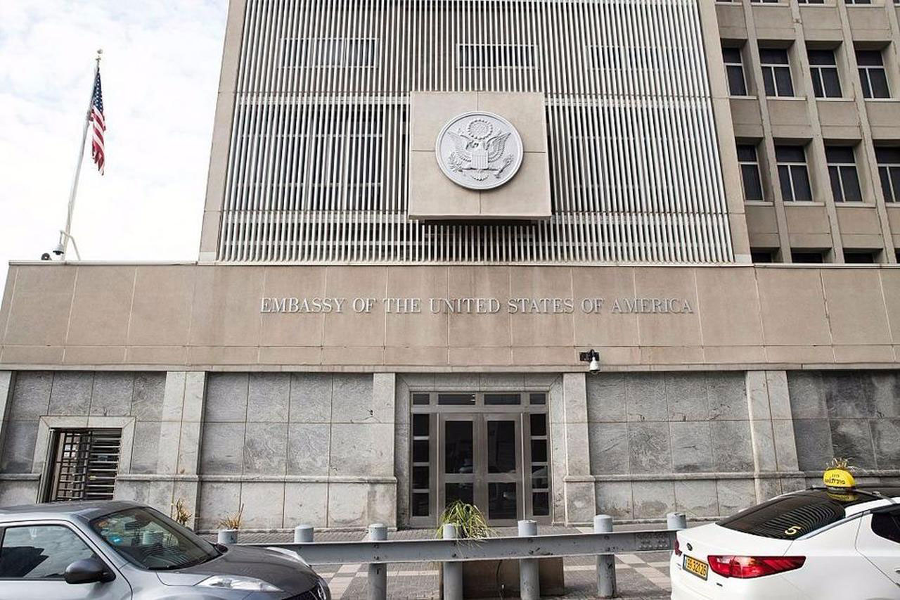 নাগরিকদের মধ্যপ্রাচ্য ছাড়ার পরামর্শ যুক্তরাষ্ট্রের, সহায়তার ‘অবস্থায় নেই’ ইসরায়েলে মার্কিন দূতাবাস