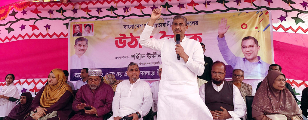 গুপ্ত রাজনীতির কর্মীরা মিলেমিশে গাড়িতে আগুন দেয়: এ্যানি