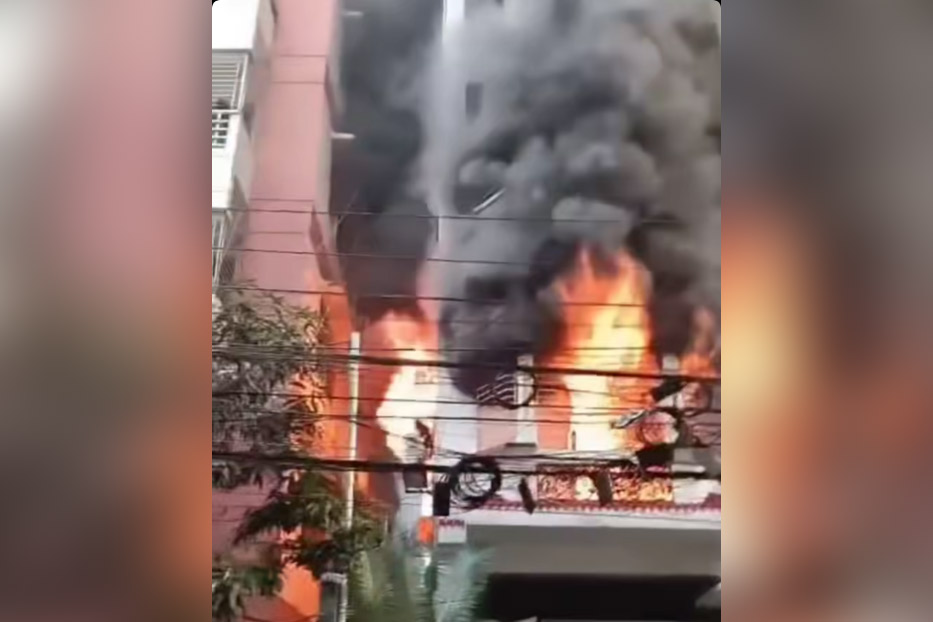 রাজধানীর উত্তরা‌য় সাততলা ভবনে আগুন, ৩ জনের মৃত্যু