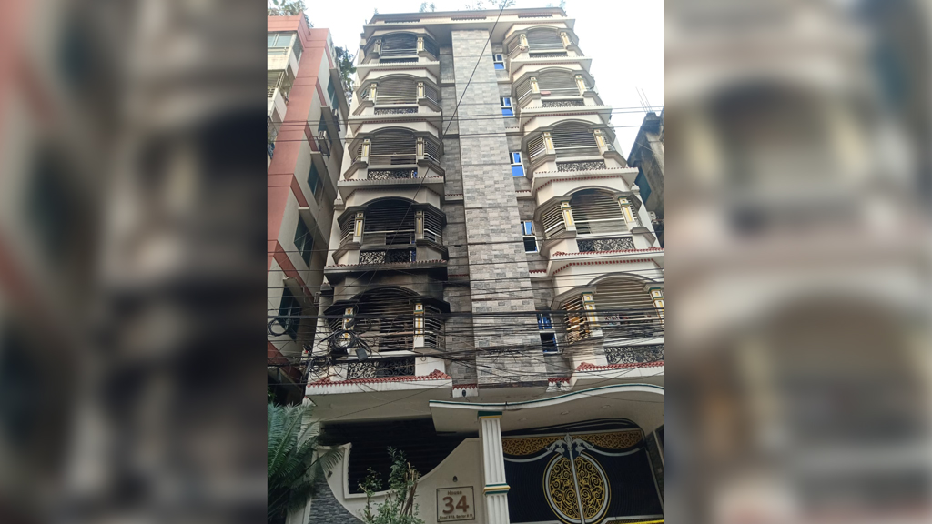 উত্তরায় আগুনে ৬ জনের মৃত্যু: ফায়ার সার্ভিসের তদন্ত কমিটি গঠন