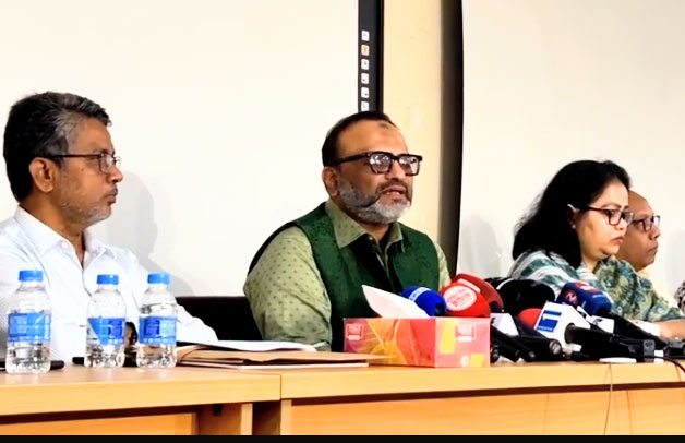 সহযোগী প্রতিষ্ঠান বিশ্ববিদ্যালয় কর্তৃপক্ষকে না জানিয়ে নীলক্ষেত থেকে ব্যালট ছাপিয়েছে: ঢাবি উপাচার্য