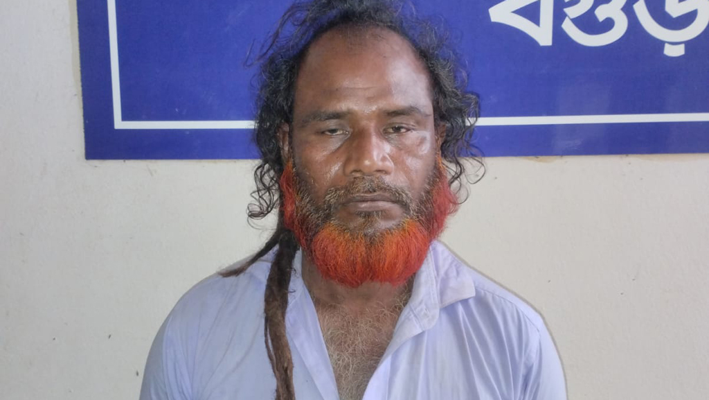 বগুড়ায় বৃদ্ধকে হত্যার ঘটনায় প্রধান আসামি গ্রেপ্তার