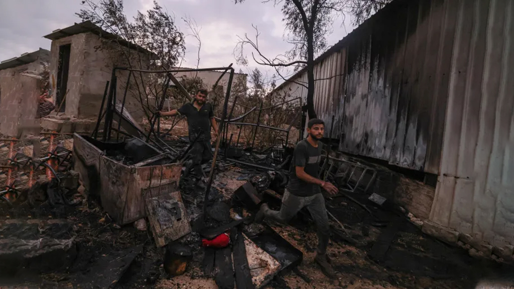 গাজায় ৩ জনকে হত্যা, পশ্চিম তীরে ইসরায়েলি বাহিনীর হামলা অব্যাহত