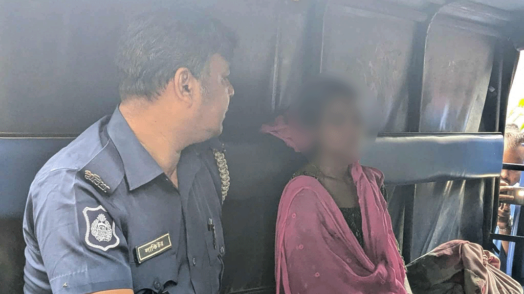 সন্তানের গলা কেটে লাশ বাবার হাতে তুলে দিলেন মা