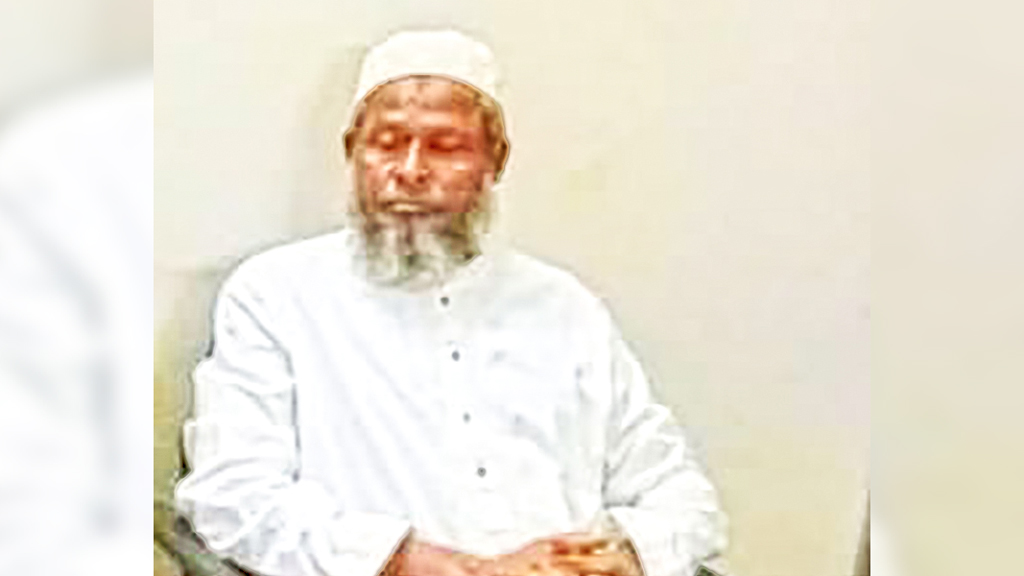 কর্মক্ষেত্রে নয়, তিনি ব্যস্ত নিয়োগ ও বদলি-বাণিজ্যে