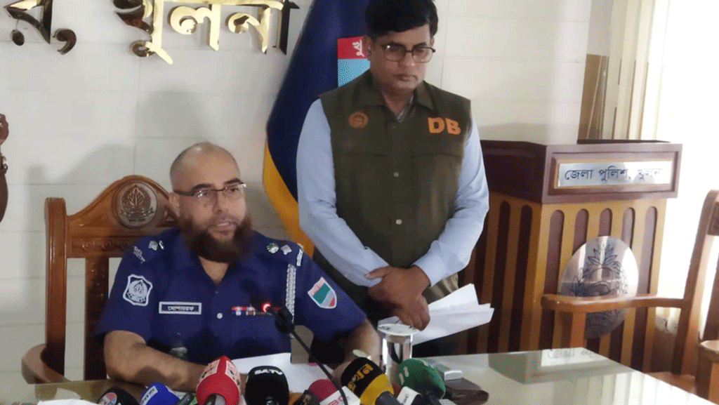 যুবদল নেতা হত্যা: ইশারা দেন স্ত্রী, কোপ বসান কিশোর শ্যালক