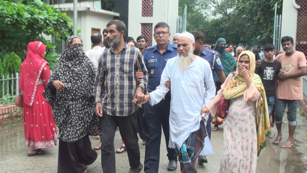 রাস্তা নির্মাণ নিয়ে বিরোধে হত্যা, চারজনের যাবজ্জীবন