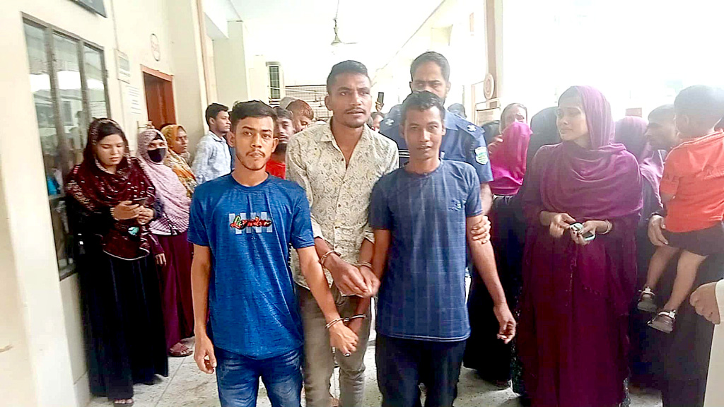 নওগাঁয় অটোরিকশাচালক হত্যায় ৫ জনের যাবজ্জীবন