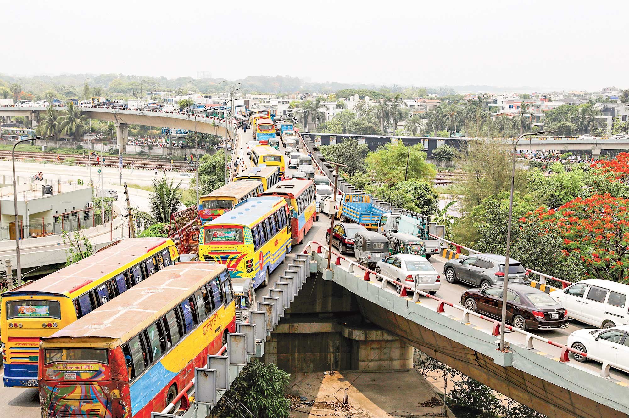 জীবাশ্ম জ্বালানির ব্যবহার কমাতে হবে