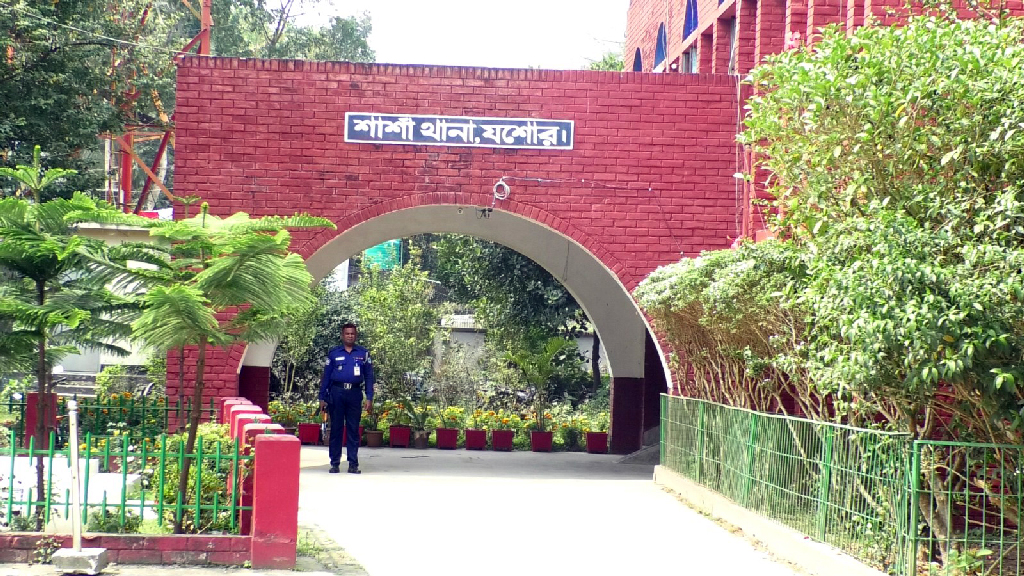 যশোরে আসামির ছুরিকাঘাতে পুলিশ কনস্টেবল আহত