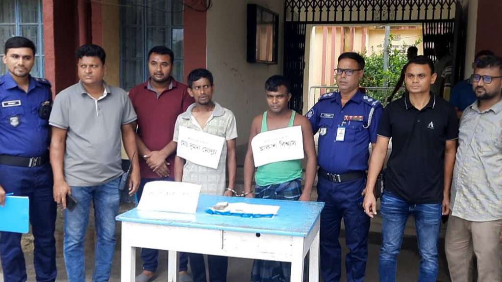 যশোরে ইয়াবাসহ শালা-দুলাভাই আটক
