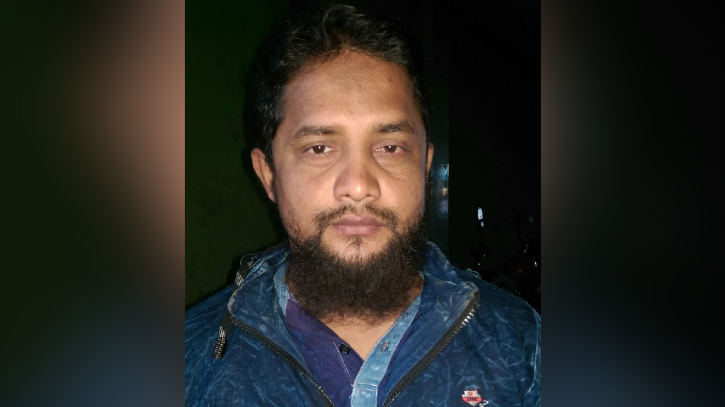 মনিরামপুরে চাঁদা না পেয়ে ভ্যানচালককে কুপিয়ে হত্যা মামলায় প্রধান আসামি গ্রেপ্তার