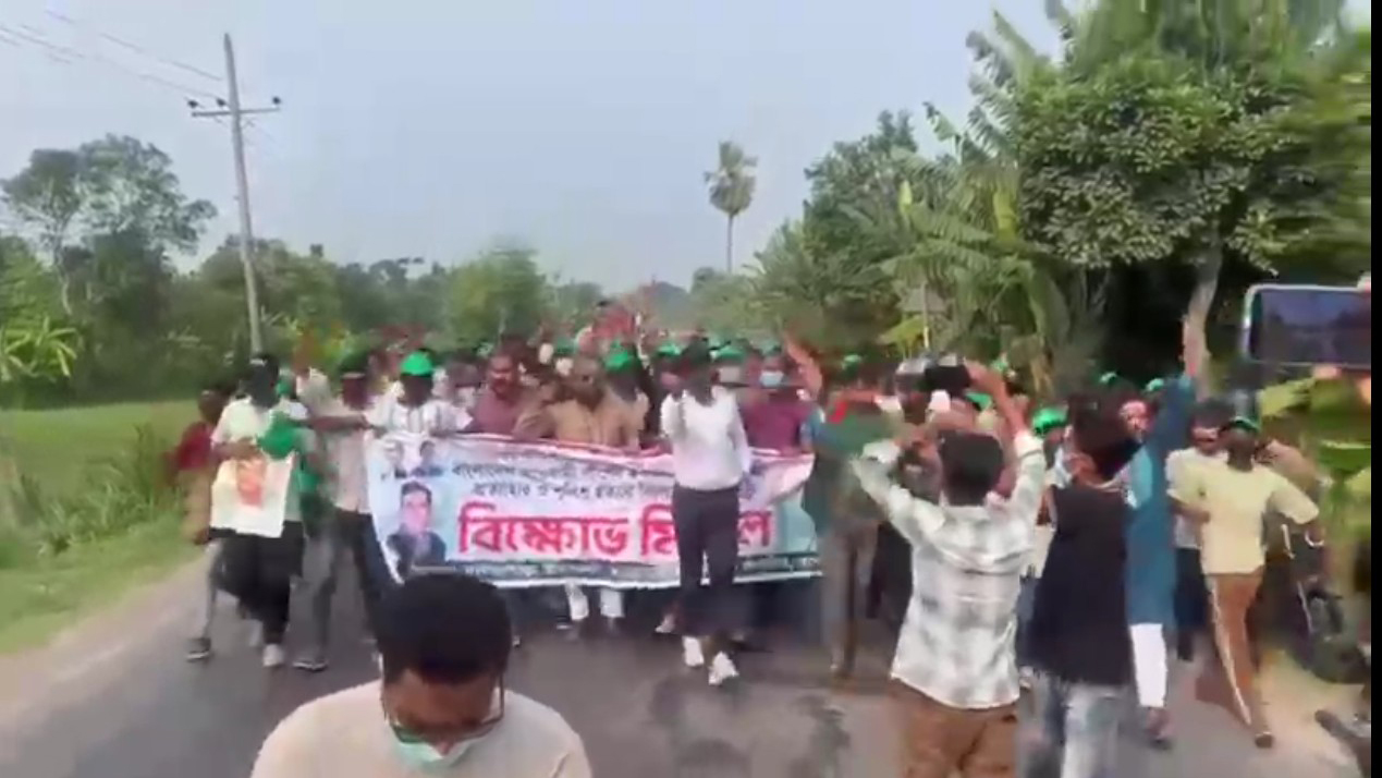 বাঘারপাড়ায় নিষিদ্ধ ছাত্রলীগের মিছিল, অভিযান চালিয়ে ৬ কর্মী আটক