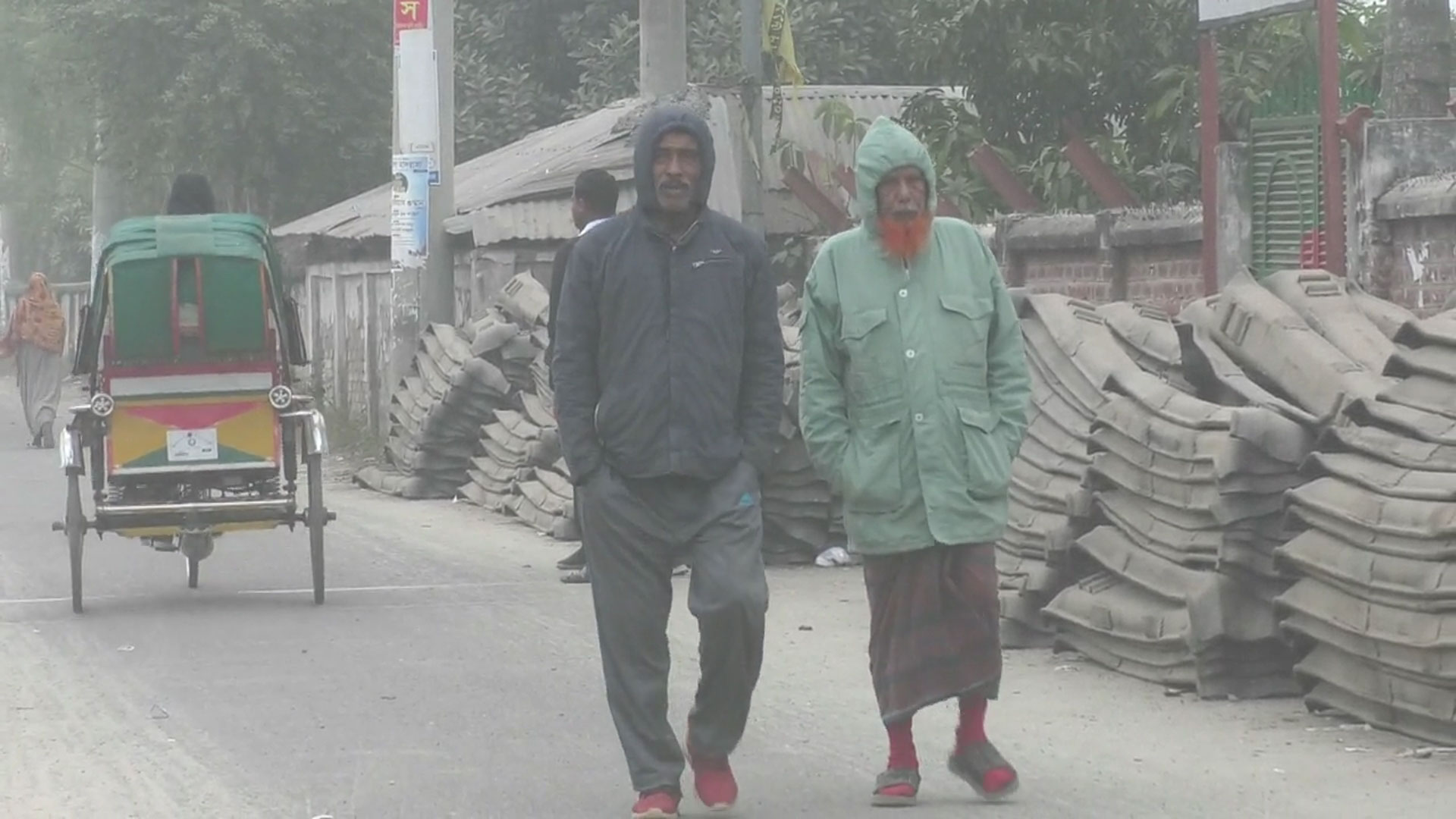 তীব্র শীতে নাকাল জনজীবন