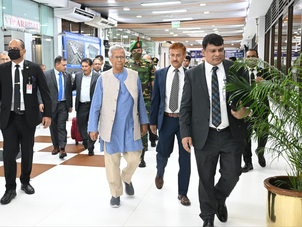 জাতিসংঘে বিশাল বহর নিয়ে গিয়ে পতিত সরকারের চর্চা করল অন্তর্বর্তী সরকার: টিআইবি