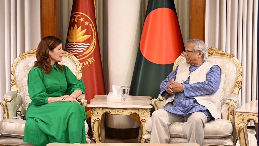 আগামী নির্বাচনে অংশ নিতে পারবে না আওয়ামী লীগ: প্রধান উপদেষ্টা