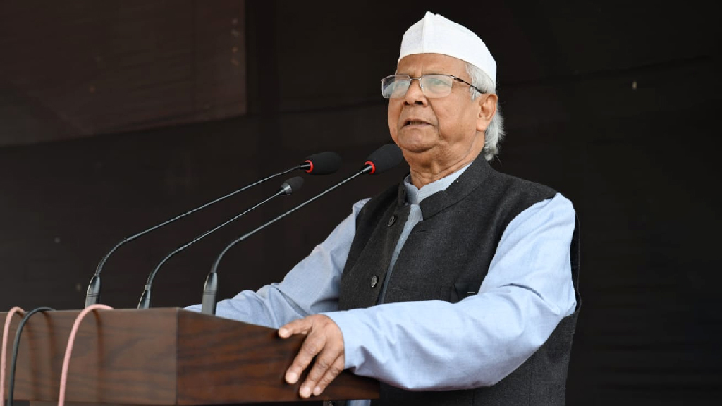 ওয়াদা করতে এসেছি—যা বলে গেছ, তা যেন পূরণ করতে পারি: হাদির জানাজায় প্রধান উপদেষ্টা