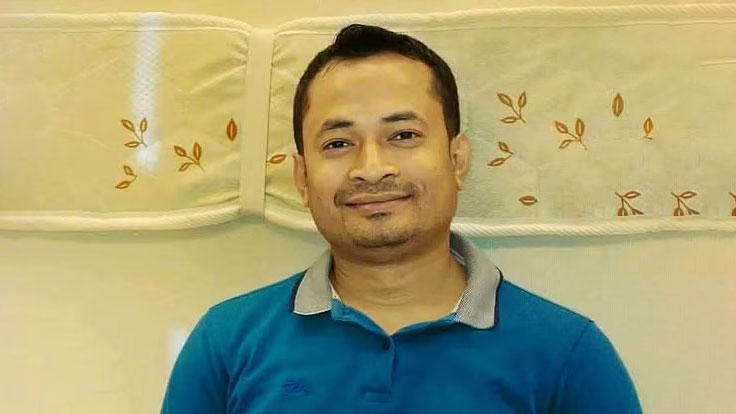 মিরপুরে গুলি করে হত্যা: টার্গেট ছিলেন যুবদল নেতা
বাধা দিতে গিয়ে খুন কর্মী